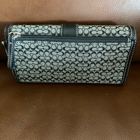 Authentic Coach Monogram Black wallet - Picture 9 of 13